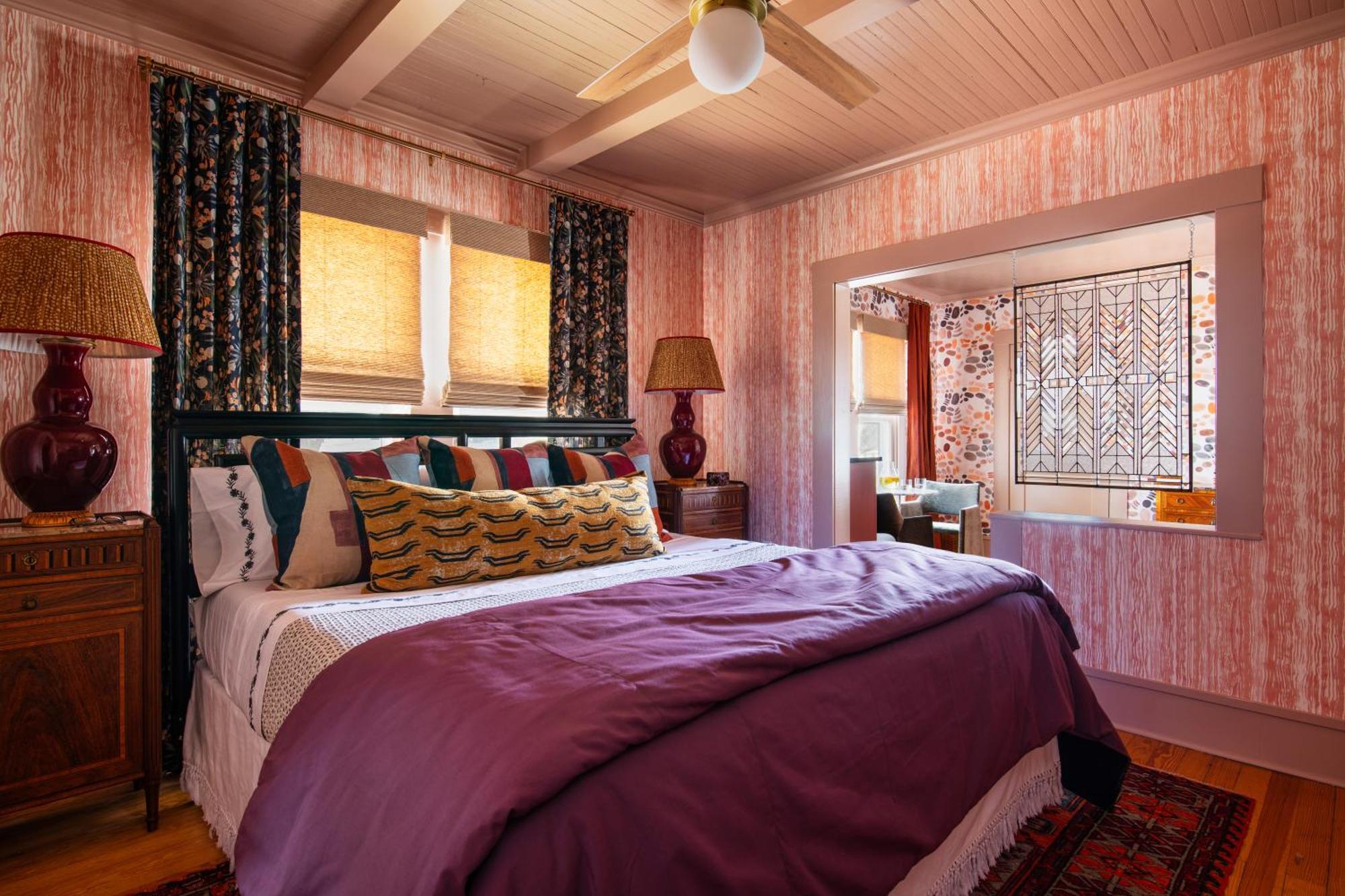 The Menagerie Bed & Breakfast Fredericksburg Bagian luar foto