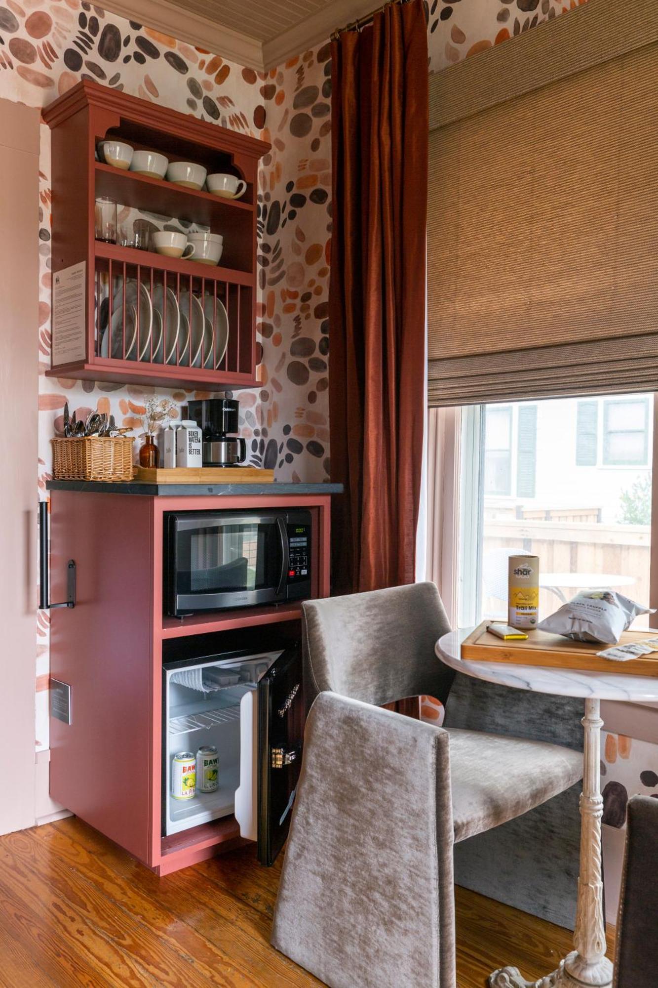 The Menagerie Bed & Breakfast Fredericksburg Bagian luar foto