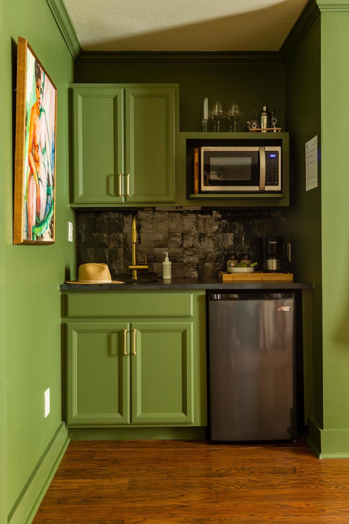 The Menagerie Bed & Breakfast Fredericksburg Bagian luar foto