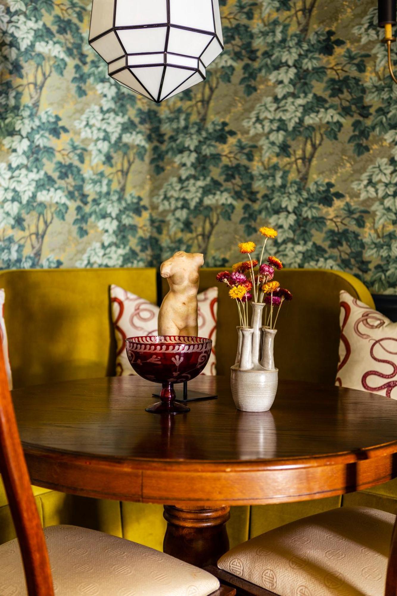 The Menagerie Bed & Breakfast Fredericksburg Bagian luar foto